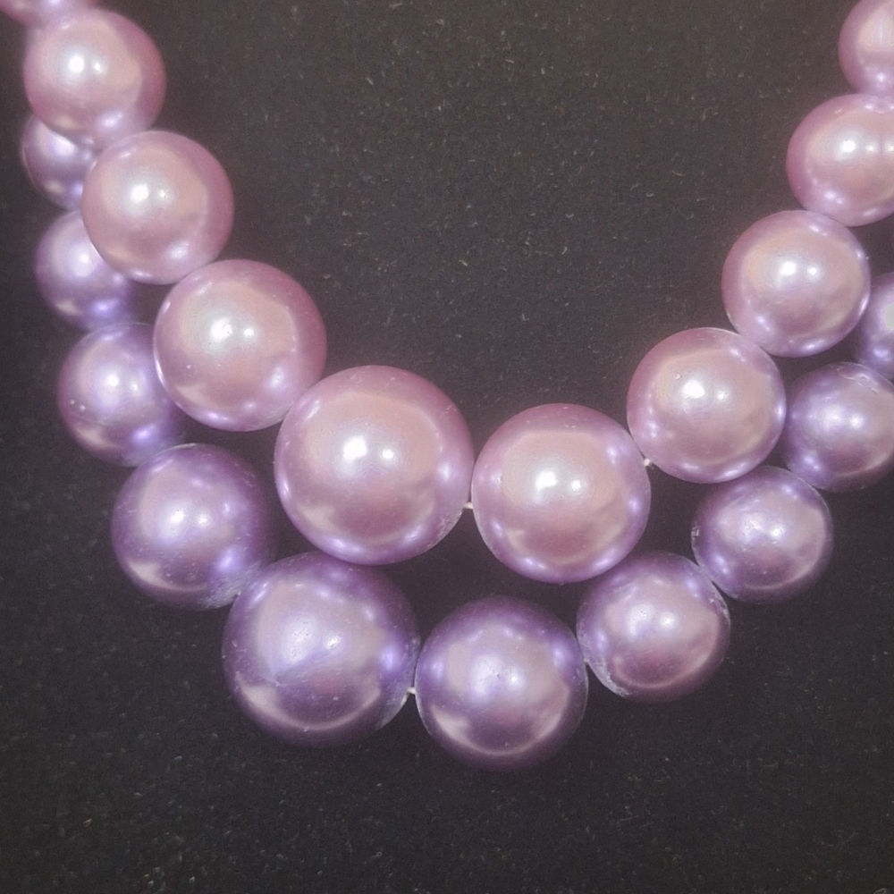 VTG Paul Morris 2 Strand Simulated Pearls Lavender & Dark Purple 16" Necklace - Picture 2 of 10